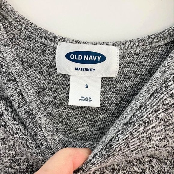 Old Navy grey nursing dress - Picture 2 of 6